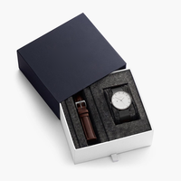 Boîtes cadeaux pour montres, blanches et bleu marine, avec emplacement personnalisable pour l'emballage d'un ensemble de bracelets de montre