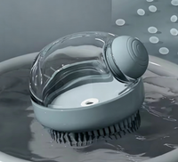 Brosse de bain pour chien avec distributeur de savon, poils en silicone, outil de toilettage et de massage de luxe pour chiens à poils longs, pour la salle de bain