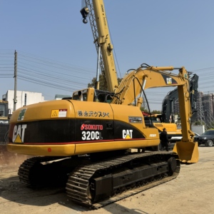 Excavatrice sur bateau d'occasion Caterpillar 320CL 20 tonnes, boîte de vitesses, pompe à engrenages, roulement Kawasaki Japon, drague PLC Shanghai, vente chaude - Product Image 1
