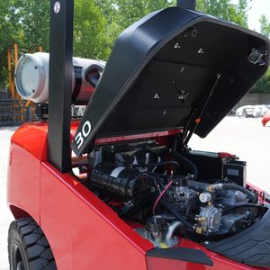 Carretilla elevadora de gasolina de doble combustible con horquilla elevadora de propano de motor de marca internacional a la venta - Product Image 3