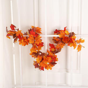 Guirlande artificielle d'érable de 175 cm de haut, feuilles ultra-réalistes, décoration intérieure de Thanksgiving, guirlande ronde, décoration d'automne pour la maison - Product Image 3