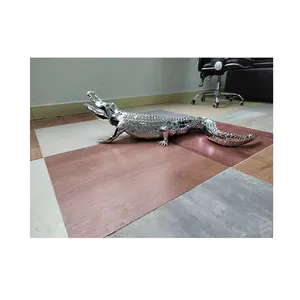 Escultura de <span class=keywords><strong>Cocodrilo</strong></span> de Fibra de Vidrio con Electrochapado, Personalizable, Tamaño 120CM - Product Image 1