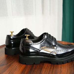 Nuevos Zapatos de Cuero para Hombre de Alta Gama, Estilo Británico, Formales de Negocios, Negros, Casuales, con Aumento de Altura, de Piel Vacuna, en Oferta - Product Image 2