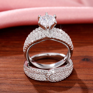 Set di Anelli di Fidanzamento con Zirconi Scintillanti per Donne, Gioielli Eleganti e di Lusso alla Moda - Product Image 3