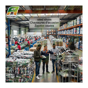 Vente en gros de chaussures d'occasion, lot de chaussures usagées et originales, mixtes, Zapatos De Hombre Usados Botas Chaussur Occasion - Product Image 1