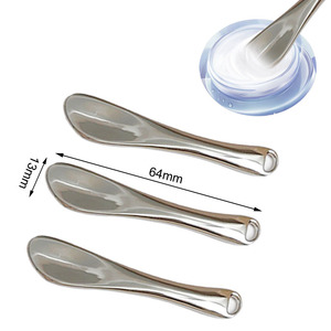 64Mm Luxe Zilveren Make-Up Metalen Mini Lepel Spatels Oogcrème <span class=keywords><strong>Applicator</strong></span> Mini Make-Up Lepel - Product Image 1