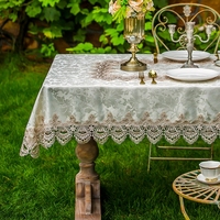 Nappe de table carrée en dentelle blanche avec broderie florale et bordure ajourée, 100 % polyester, taille personnalisée pour les fêtes de Noël