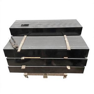 Dalles de granit noir pur de Chine, 18 mm d'épaisseur, surface polie, pour les marches de cuisine et de salle de bain de villa - Product Image 1