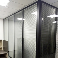 Cloison de bureau de style moderne, portable, armoire murale en verre avec stores, panneau de bois, pièce modulaire intérieure amovible