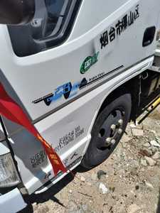 Camión de Carga Ligero Usado de 6 Ruedas, Camioneta Ligera ISUZU JMC con 6 Toneladas de Peso, 4.2m, Hecho en China, Precio Bajo - Product Image 3