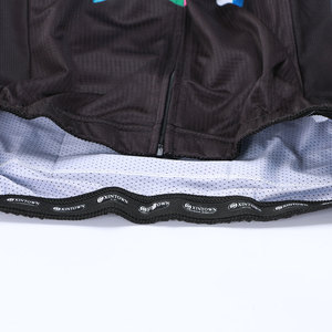 Approvisionnement en gros de T-shirts d'entraînement personnalisés pour vélo de loisirs, avec plusieurs options de tissu, logo de marque personnalisé et protection UV UPF50, uniforme d'équipe pour cyclistes - Product Image 6