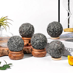 도매 천연 에너지 스톤 조각 크리스탈 볼 공예품 UV 반응 요퍼라이트 문 크리스탈 구체 조각 장식용 - Product Image 2