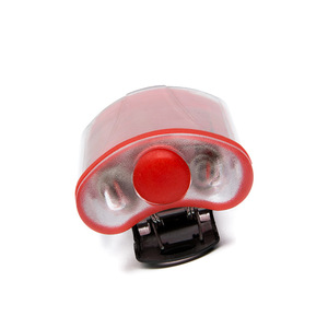 Feu arrière de vélo à LED directionnel haute intensité GMD4600, rouge, étanche, alimenté par batterie - Product Image 3