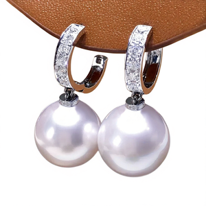 Orecchini a Cerchio Classici in Oro Bianco con Perla Akoya AAA Rotonda, Argento 925 Placcato Rodio, Gioielli da Sposa per Donna - Product Image 1