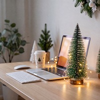 Weihnachtsdekoration Mini Künstlicher Tannenbaum Kiefernnadeln Indoor Tischdekoration Schneefall Kleine Heim- und Büro-Tischdekoration
