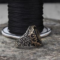 Bague Gothique Punk Rétro Faite Main pour Hommes, Or et Argent Classiques Incrustés de Zircon Noir, Bijoux en Alliage à Motif Sculpté pour Cadeau