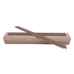 Boîte à encens en bambou naturel écologique du Cambodge, brûleur d'encens carré ajouré en bois, support pour bâtonnets d'encens Oud et bois de santal - Product Image 3