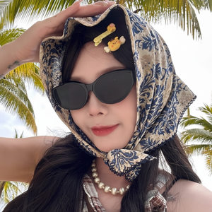 Graziosa sciarpa quadrata con Design a vapore con volant per fazzoletti - Product Image 1