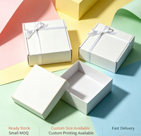 Boîte cadeau personnalisée avec logo, carton pliable blanc avec ruban imprimé et nœud pour mariage, cosmétiques, vêtements