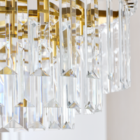 Suspension en cristal rectangulaire de luxe moderne faite à la main pour le salon de l'hôtel facile à accrocher avec base E26 personnalisable
