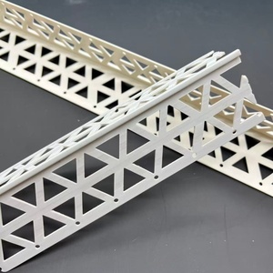 Profilés d'angle en <span class=keywords><strong>PVC</strong></span> rigide de 3/4 de pouce de large avec pied triangulaire - Product Image 1