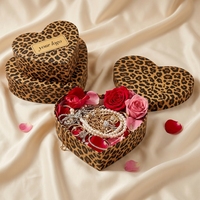 Boîte cadeau en forme de cœur pour bijoux, avec insert en velours, pour la Saint-Valentin, mariage, emballage en carton gris
