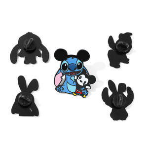 شارة معدنية إبداعية لطيفة من YINI بتصميم ليلو وستيتش، بروش متعدد الاستخدامات من السبائك المطلية بالزيت، منحوتة من الحديد للحقائب والسيارات، هدية للذكرى السنوية - Product Image 4