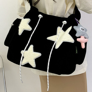 Borsa a Tracolla Estiva con Decorazione a Catena per <span class=keywords><strong>Donne</strong></span> <span class=keywords><strong>e</strong></span> Ragazze Adolescenti, Stile Grunge con Motivo a Stelle, Vendita all'Ingrosso - Product Image 4