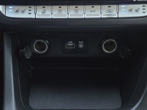 Hyundai Sonata Berline 2019 Noire, Conduite à Gauche, Caméra de Navigation, Sièges Chauffants et Ventilés, Euro 6, Véhicule d'Occasion - Product Image 3