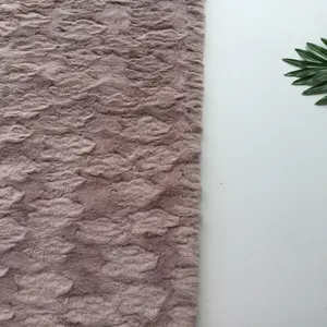 Ultra yumuşak kabarık örme % 100% Polyester taklit kürk uzun kazık saç peluş suni kürk kumaş battaniye