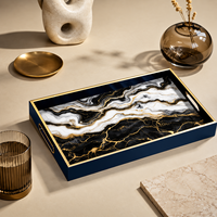 Plateau de présentation rectangulaire style marbre noir avec bordure dorée pour maquillage, bijoux, table basse et décoration intérieure