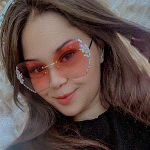 Gafas de Sol de Moda 2021, Lentes Degradadas Vintage de Lujo, Gafas de Sol Sin Montura con Pedrería para Mujer - Product Image 6