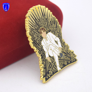 Spille personalizzate in vendita calda smalto duro j-hope chevy ysus trono Design spilla per Jin Jimin <span class=keywords><strong>Taehyung</strong></span> Yoongi Jungkook - Product Image 3