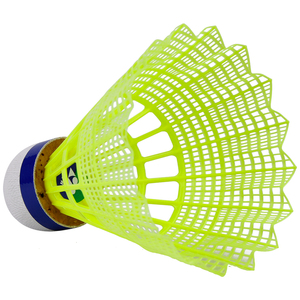 Pluma de bádminton de nailon YONEX MAVIS 250 M250 con tapa azul - Product Image 4