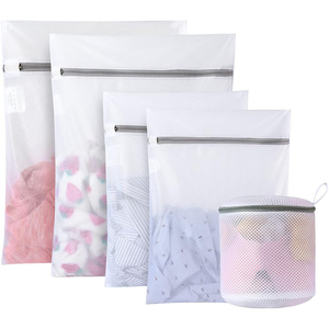 Ensemble de sacs à linge en maille de polyester réutilisables de grande capacité, de haute qualité, gain de place, lavables en machine - Product Image 1