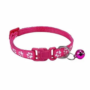Collar para Perro Pequeño o Cachorro con Campana, Diseño de Huella de Dibujo Animado y Patrón Floral, Material de Cuero Suave, Nailon y Poliéster, Cintas Coloridas para Entrenamiento - Product Image 4