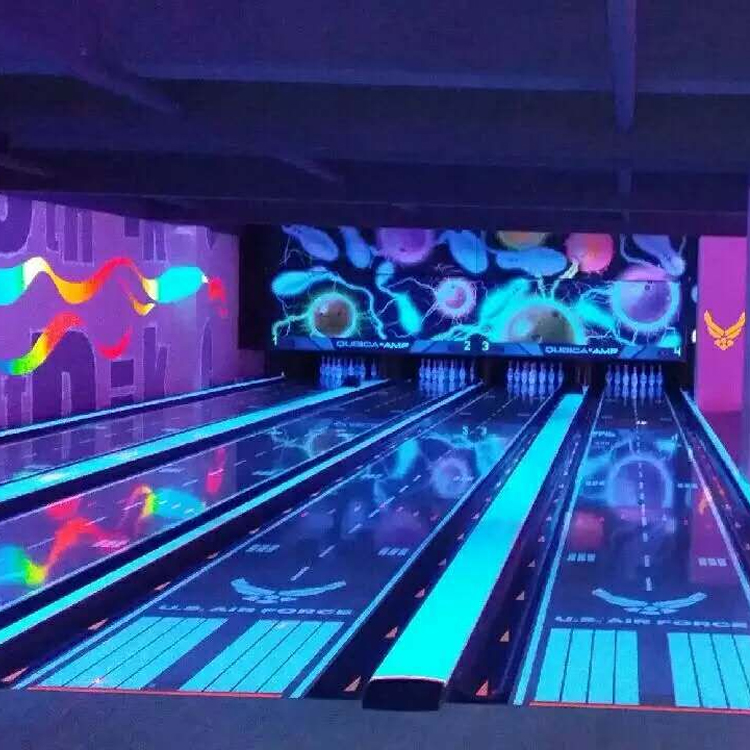 Bowling Alley Pinsetter