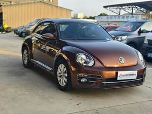 Voiture d'occasion 2018 VW Beetle 1.2T <span class=keywords><strong>7DSG</strong></span> ESP Airbags 55L Réservoir de carburant Économique en carburant Véhicule intemporel - Product Image 4