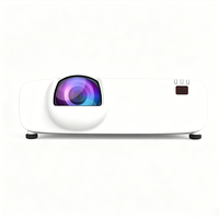 Projecteur HD 3LCD 5500 Lumens à courte focale pour projection au sol