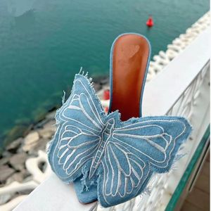 Sandalias de Verano y Primavera para Exteriores, Tacones Altos de Mezclilla Azul con Detalles Metálicos de Moda para Mujer - Product Image 1
