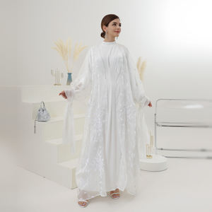 Loriya Nouvelle Abaya de Luxe pour l'Aïd Style Dubaï, Caftan Modeste Brodé en Organza, Robe Musulmane pour Femme - Product Image 4