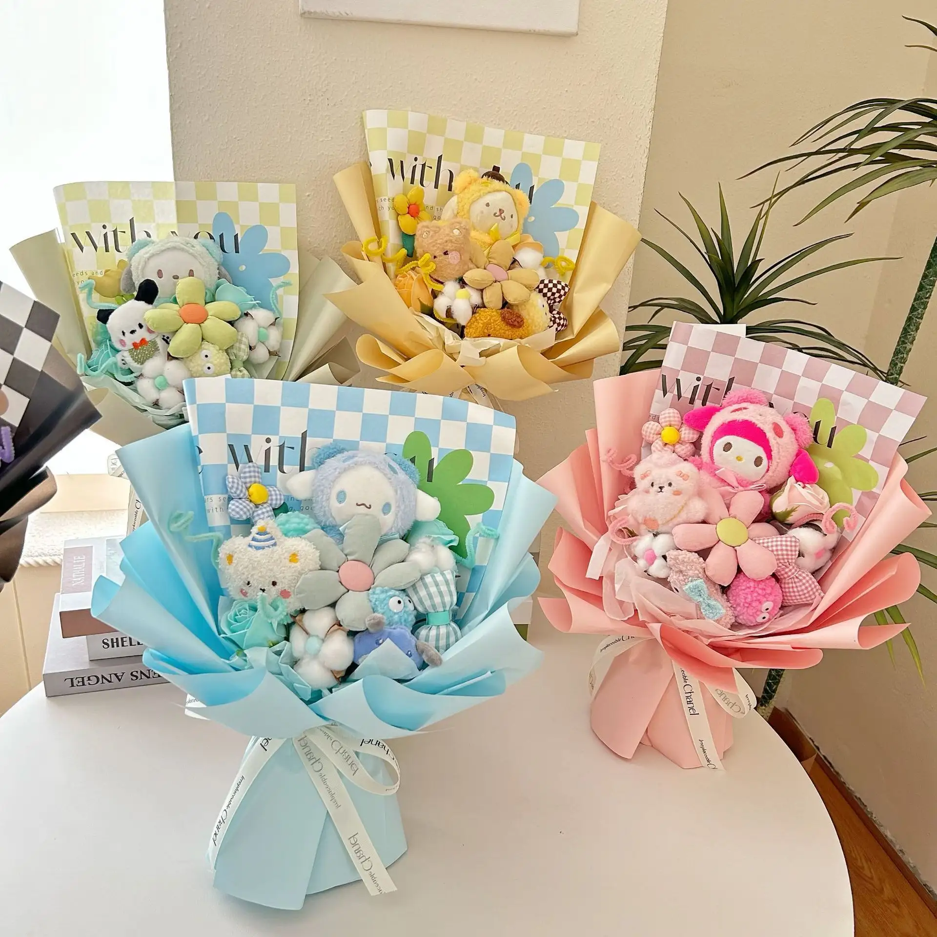 Schöne Melodie Kuromi Kinnemollkiss Stich-Plüschpuppe kreative Blume Teddybär Rosestrauß Valentinstag Graduierungsgeschenk