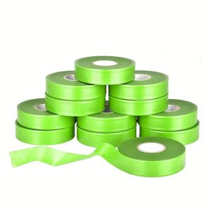 เทปไวนิลสีเขียวมะนาวเรืองแสง ขนาด 150 ฟุต x 1-3/16 นิ้ว x 4 มิล 30 มม. สำหรับทำเครื่องหมายกลางแจ้ง - Product Image 4