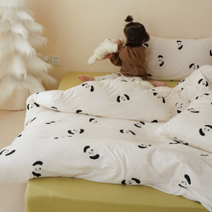 Bộ ga trải giường đôi in hình chú chó dễ thương 4 món, chất liệu cotton đã qua xử lý, họa tiết hoạt hình - Product Image 2