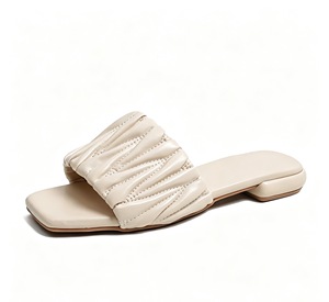 Sandales plates froncées à bout carré pour femmes, style mode, à semelle souple et bout ouvert, confortables pour l'été et le quotidien en extérieur - Product Image 5