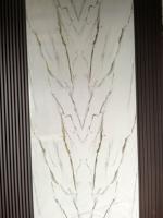 Panneau mural en PVC marbré léger, résistant à l'humidité et brillant pour la décoration des murs de cuisine et de salle de bain d'appartement