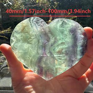 Venta al por mayor de piedras de cristal natural pulido en forma de corazón, piedra de palma tallada, corazón de fluorita con forma de pluma para regalo. - Product Image 2