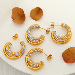 ต่างหูทรงเรขาคณิตรูปตัวซีประดับเพชรซิร์คอนสีทอง งานฝังไมโคร ดีไซน์ทันสมัย เหมาะสำหรับงานปาร์ตี้ - Product Image 2