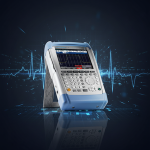 R&<b>S</b> FSH4 Handheld Analyzer <b>9</b> kHz to 20 GHz - Product Image 4