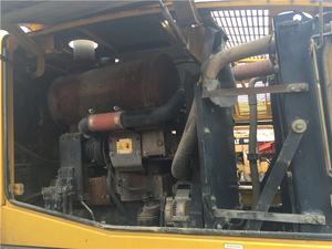 Second <b>Hand</b> Komatsu WA320 Wheel Loader With ROPS FOPS Safe Comfortable Cabin For Operation - Product Image 5